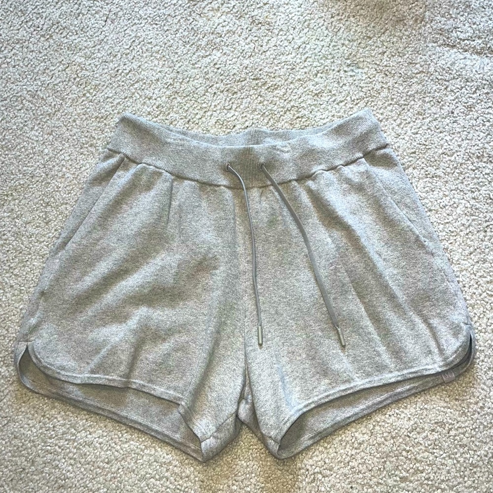 Lululemon Cotton-Cashmere Knit High-Rise Short 4”